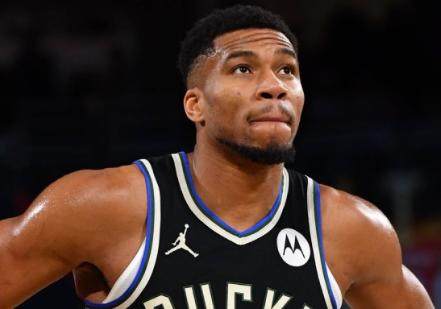 开云体育-不主动、不拒绝、不负责！字母哥逼雄鹿当分手罪人